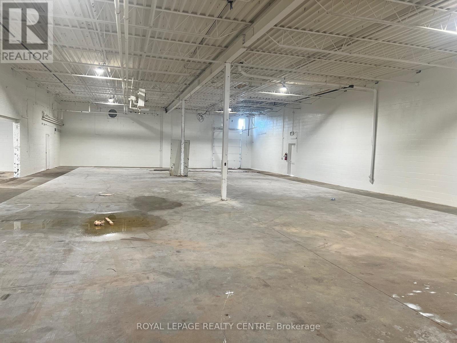 1024 Rangeview Road, Mississauga, Ontario  L5E 1H3 - Photo 6 - W12417182