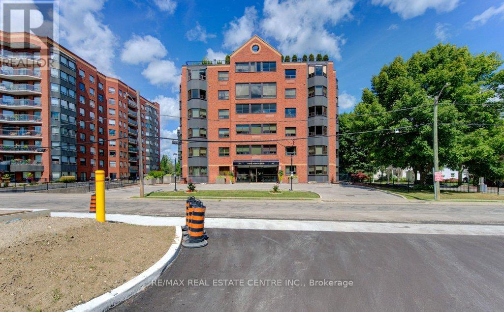 405 - 20 Ellen Street E, Kitchener, Ontario  N2H 6R7 - Photo 25 - X12417210