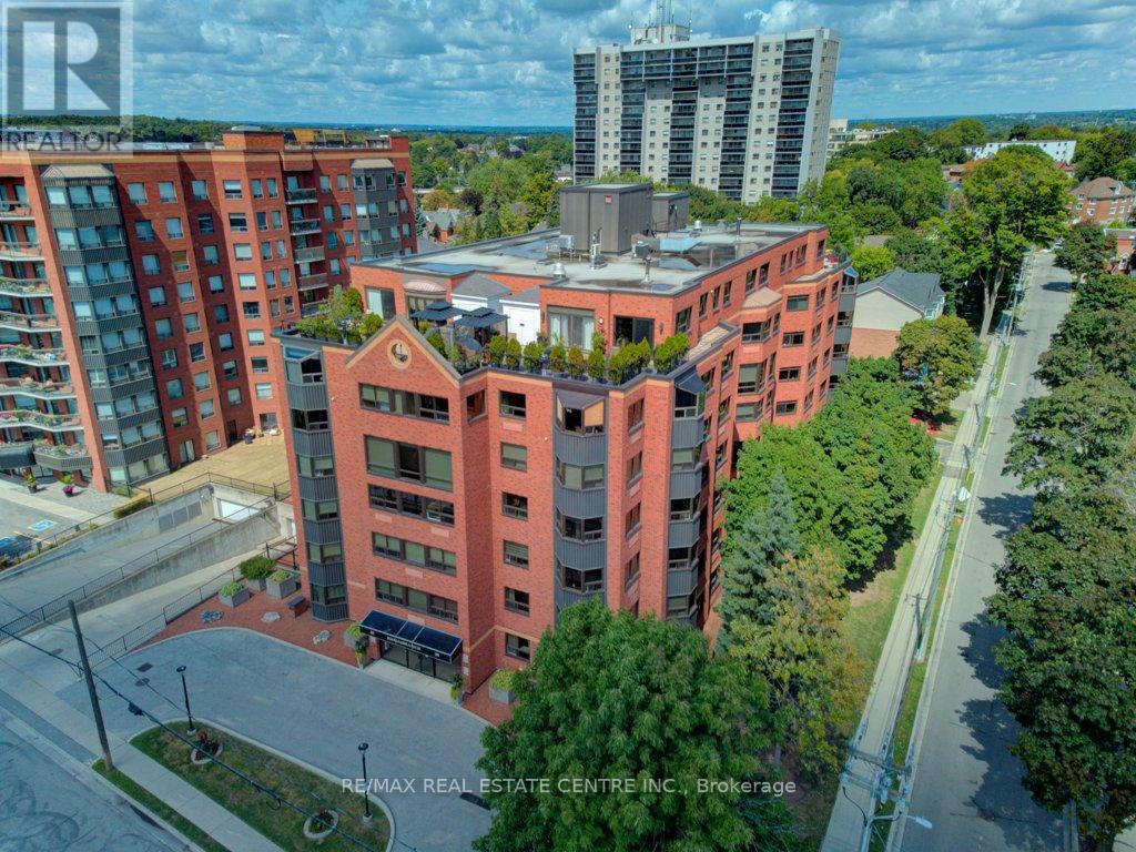 405 - 20 Ellen Street E, Kitchener, Ontario  N2H 6R7 - Photo 29 - X12417210