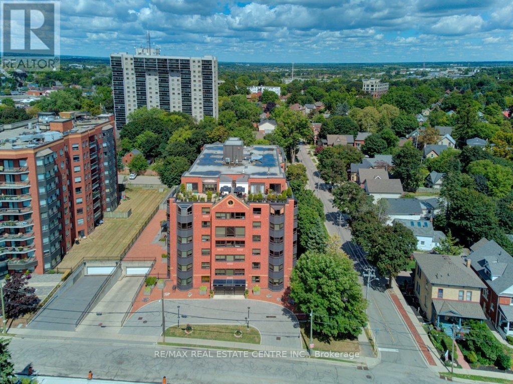 405 - 20 Ellen Street E, Kitchener, Ontario  N2H 6R7 - Photo 31 - X12417210