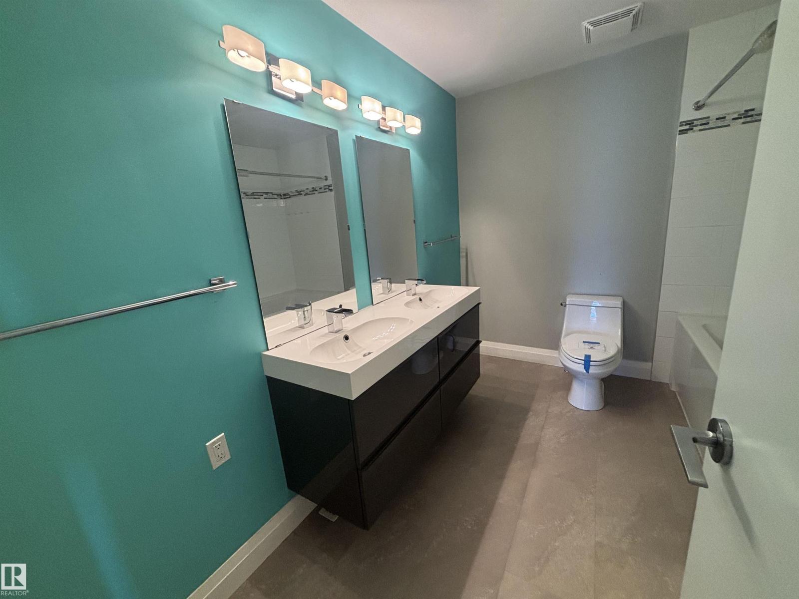 5979 40 Av Nw, Edmonton, Alberta  T6L 3P6 - Photo 3 - E4453390