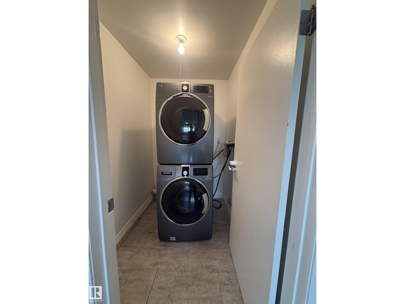 5979 40 Av Nw, Edmonton, Alberta  T6L 3P6 - Photo 13 - E4453390