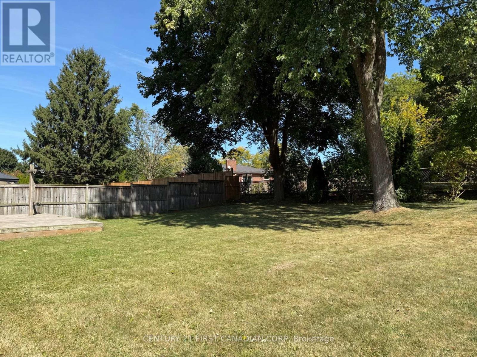 628 Viscount Road, London South, Ontario  N6J 2Y2 - Photo 35 - X12416523