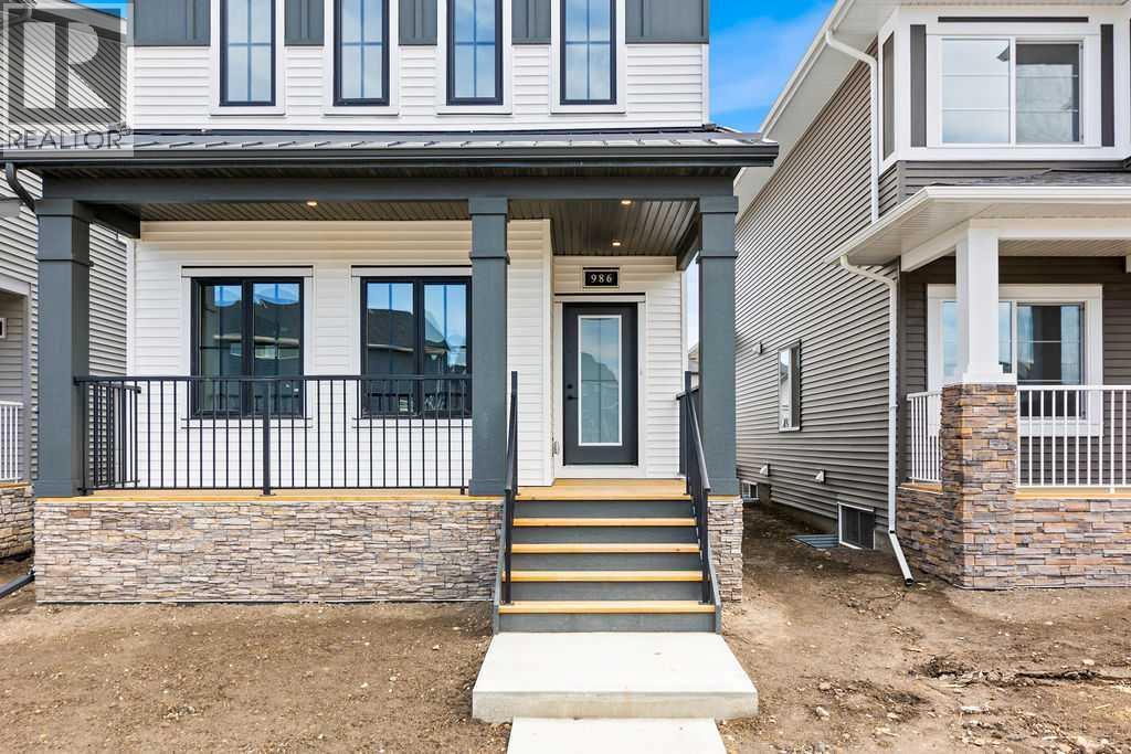986 Chinook Winds Meadow Sw, Airdrie, Alberta  T4B 5R1 - Photo 2 - A2239392