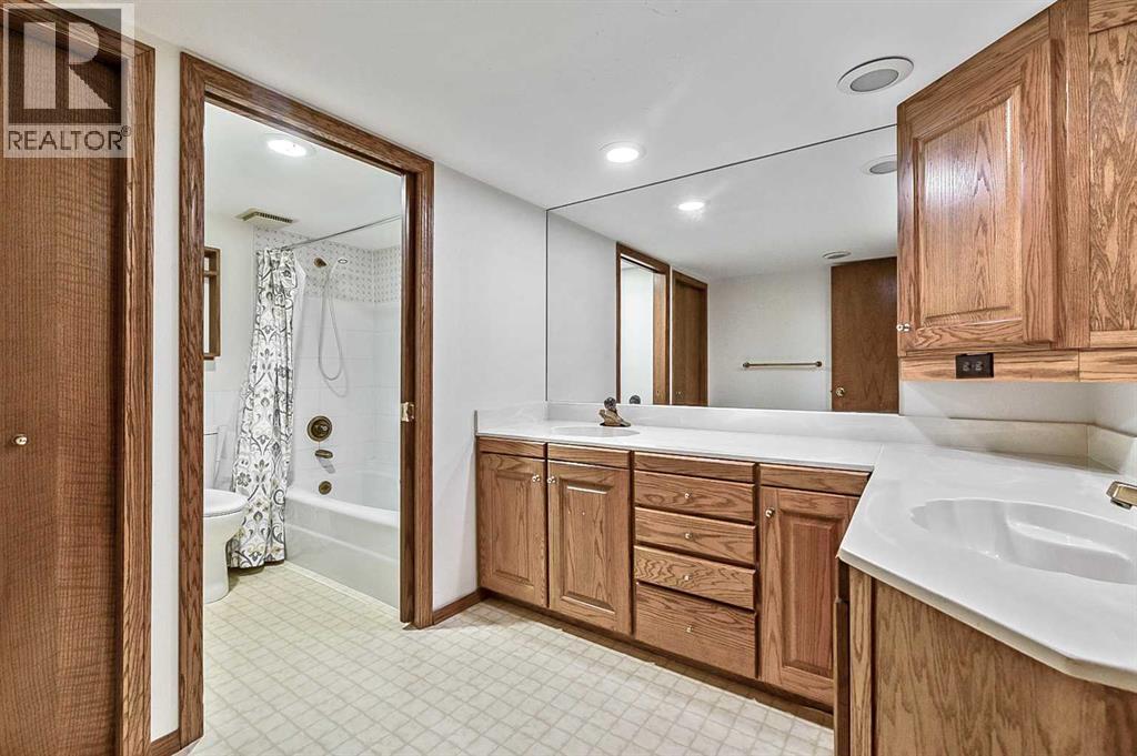 108 Canterville Road Sw, Calgary, Alberta  T2W 4R3 - Photo 29 - A2257520