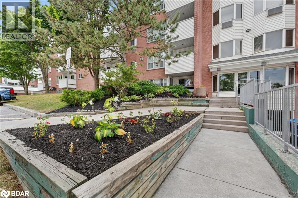126 Bell Farm Road Unit# B08, Barrie, Ontario  L4M 6J3 - Photo 3 - 40772024