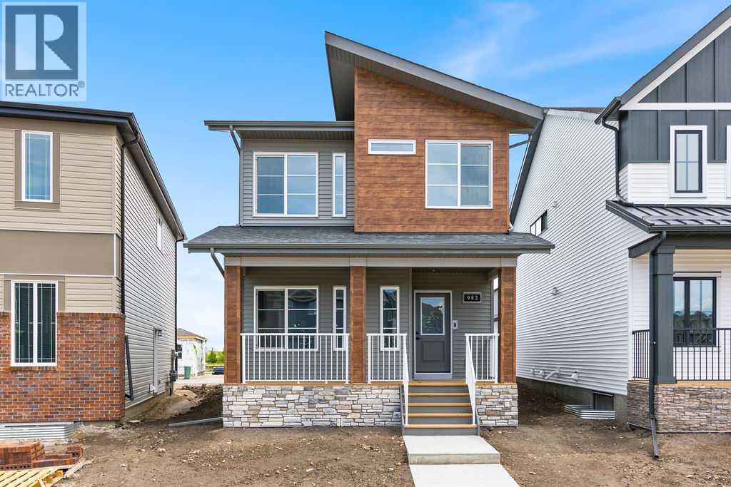982 Chinook Winds Meadow SW, Airdrie, Alberta