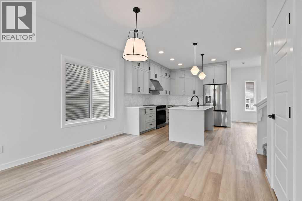 982 Chinook Winds Meadow Sw, Airdrie, Alberta  T4B 5R1 - Photo 7 - A2239351