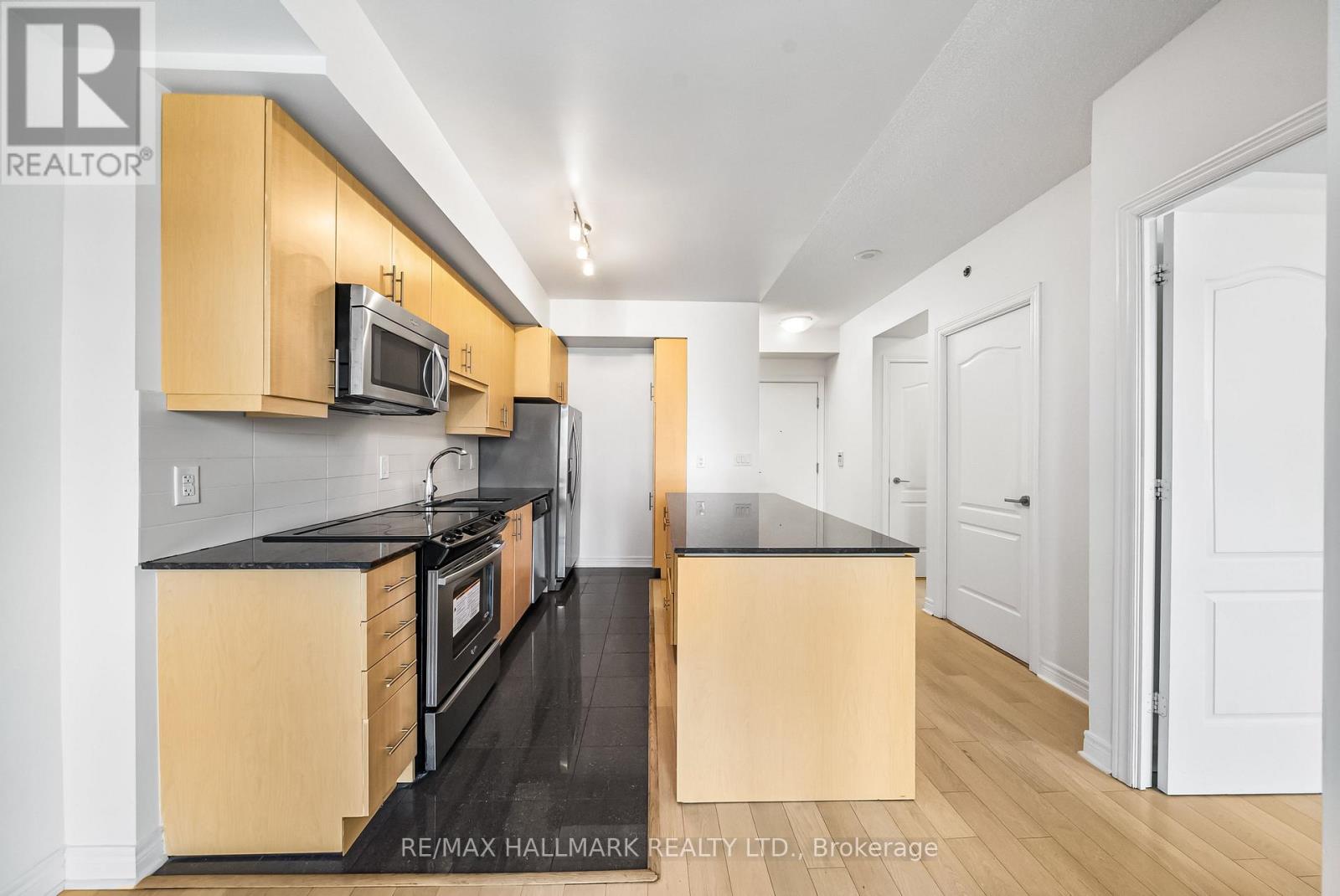 602 - 2756 Old Leslie Street, Toronto, Ontario  M2K 0E2 - Photo 21 - C12408975
