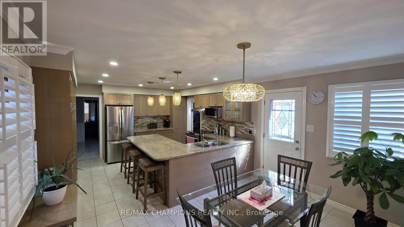 1685 Dellbrook Avenue, Pickering (Brock Ridge), Ontario  L1X 2B2 - Photo 13 - E12407583