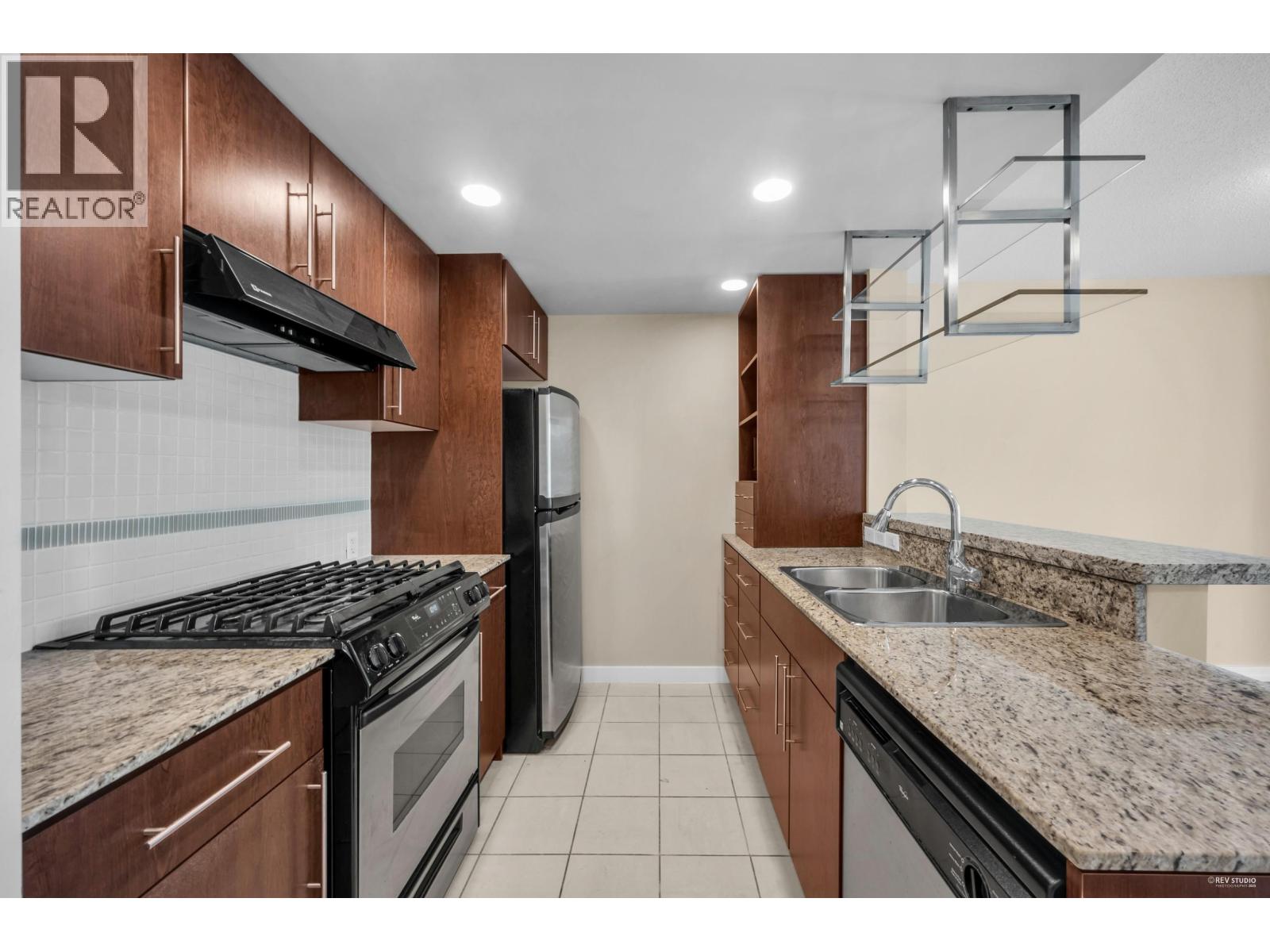 607 583 Beach Crescent, Vancouver, British Columbia  V6Z 3E6 - Photo 11 - R3022258