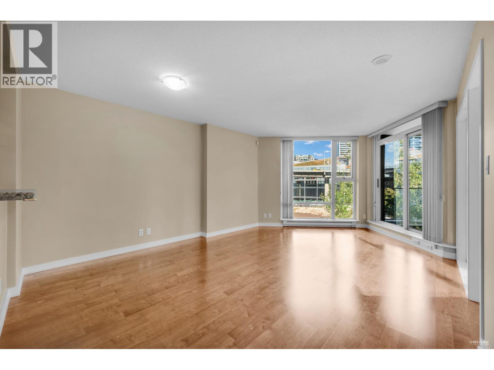 607 583 Beach Crescent, Vancouver, British Columbia  V6Z 3E6 - Photo 3 - R3022258