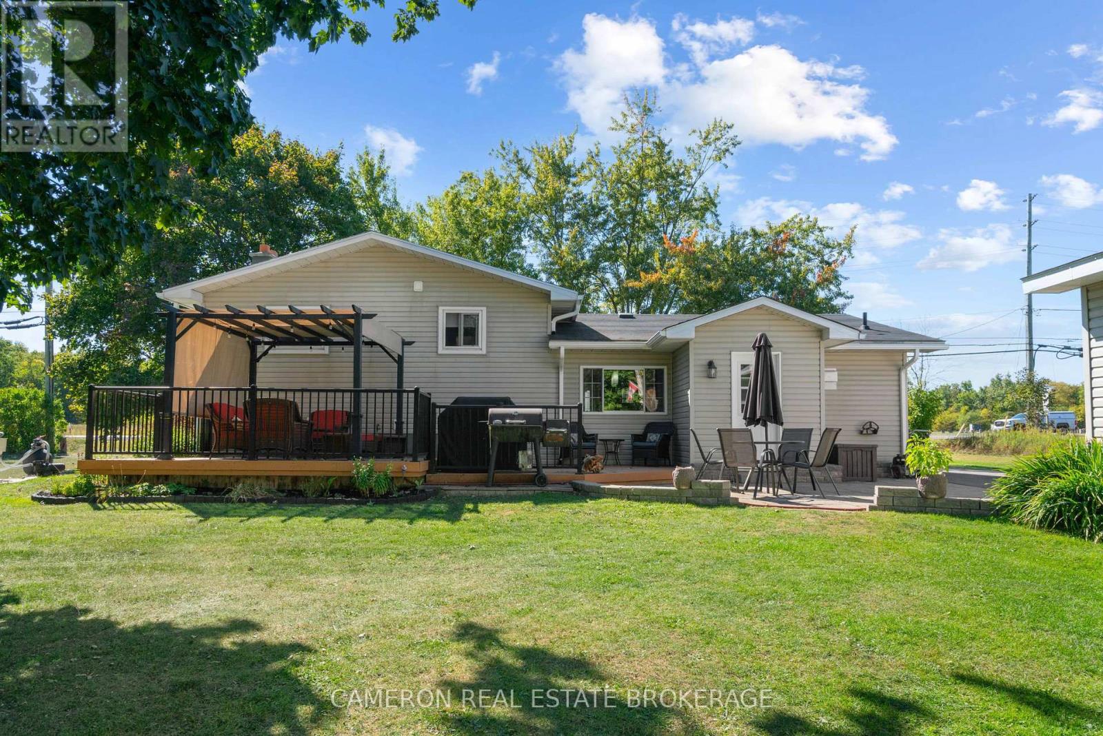 5261 Highway 138 Highway, South Stormont, Ontario  K0C 2A0 - Photo 4 - X12417269