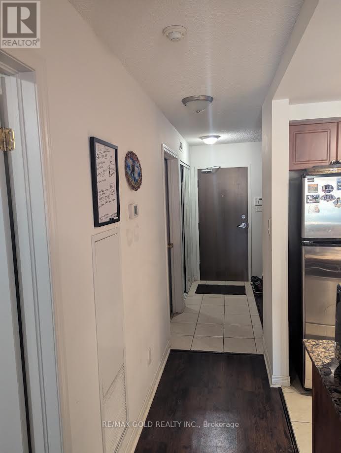 707 - 9 George Street N, Brampton, Ontario  L6X 0T6 - Photo 4 - W12413086