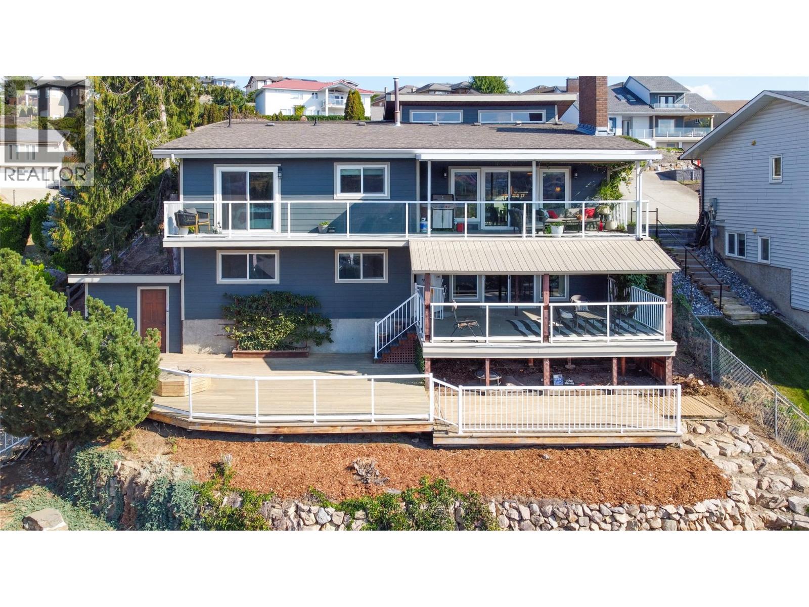 8818 Sunflower Place, Coldstream, British Columbia