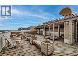 305, 60 38a Avenue SW Parkhill