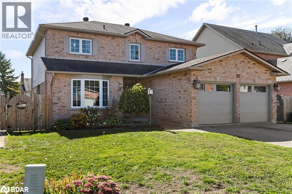 21 BRANDON Crescent, Orillia, Ontario