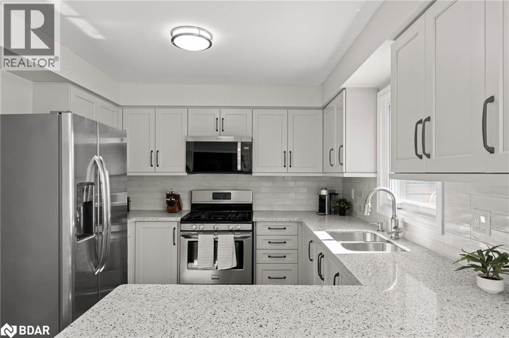 21 Brandon Crescent, Orillia, Ontario  L3V 7P5 - Photo 12 - 40767937