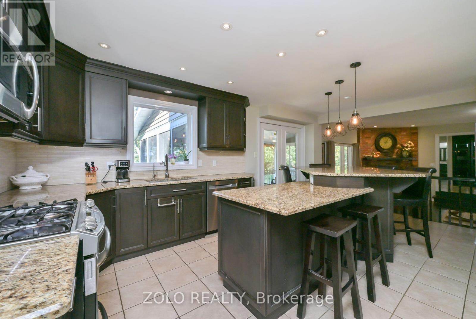 2038 Snow Valley Road, Springwater (Snow Valley), Ontario  L9X 1J6 - Photo 15 - S12417241