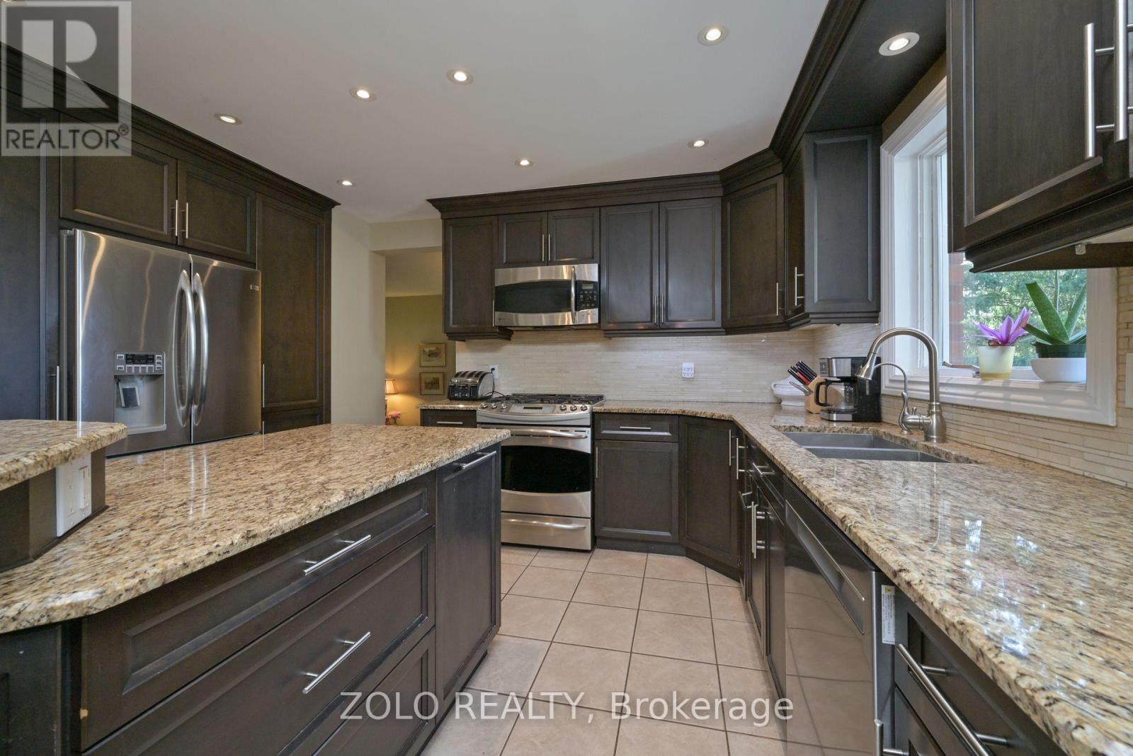 2038 Snow Valley Road, Springwater (Snow Valley), Ontario  L9X 1J6 - Photo 16 - S12417241