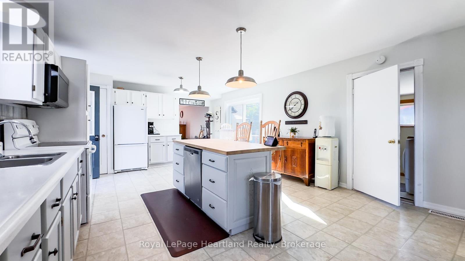 79460 Bluewater Highway, Central Huron, Ontario  N7A 3X8 - Photo 7 - X12417287