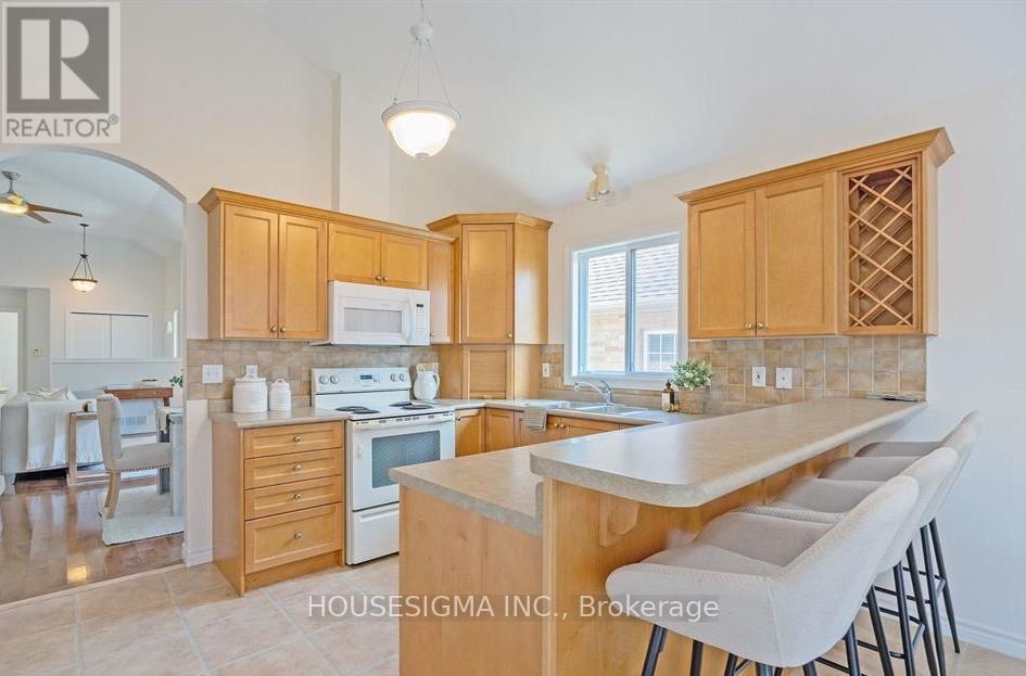 925 Silversmith Street, London North, Ontario  N6H 5T5 - Photo 18 - X12417281