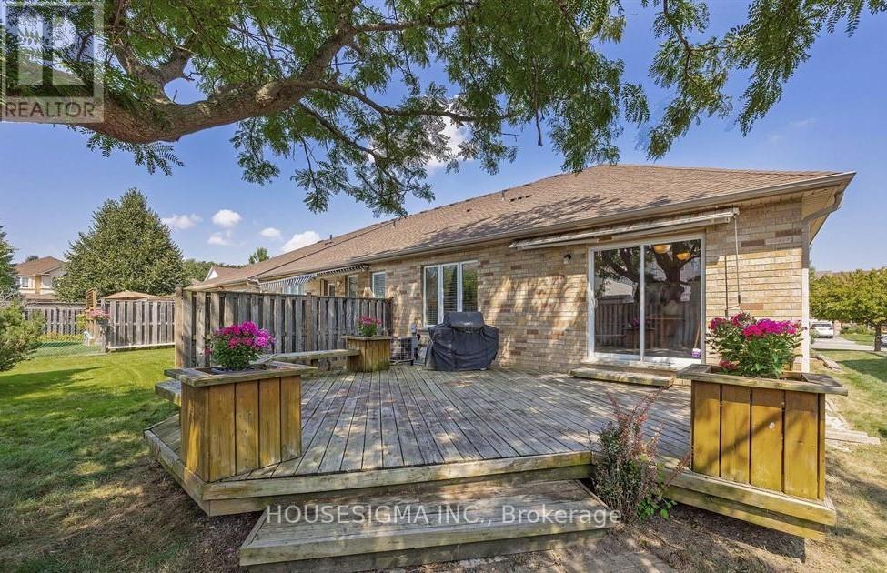 925 Silversmith Street, London North, Ontario  N6H 5T5 - Photo 39 - X12417281