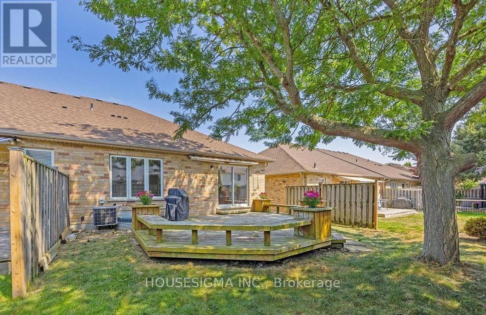 925 Silversmith Street, London North, Ontario  N6H 5T5 - Photo 40 - X12417281