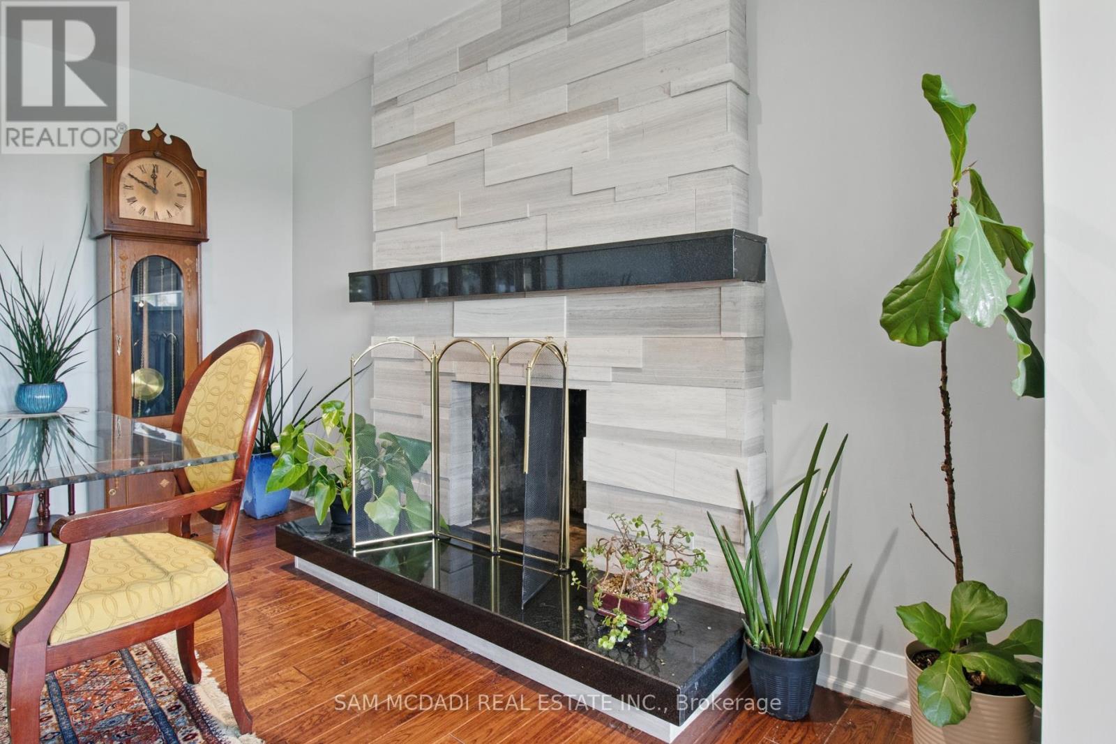 2788 Tallberg Court, Mississauga, Ontario  L5J 1T1 - Photo 11 - W12417237