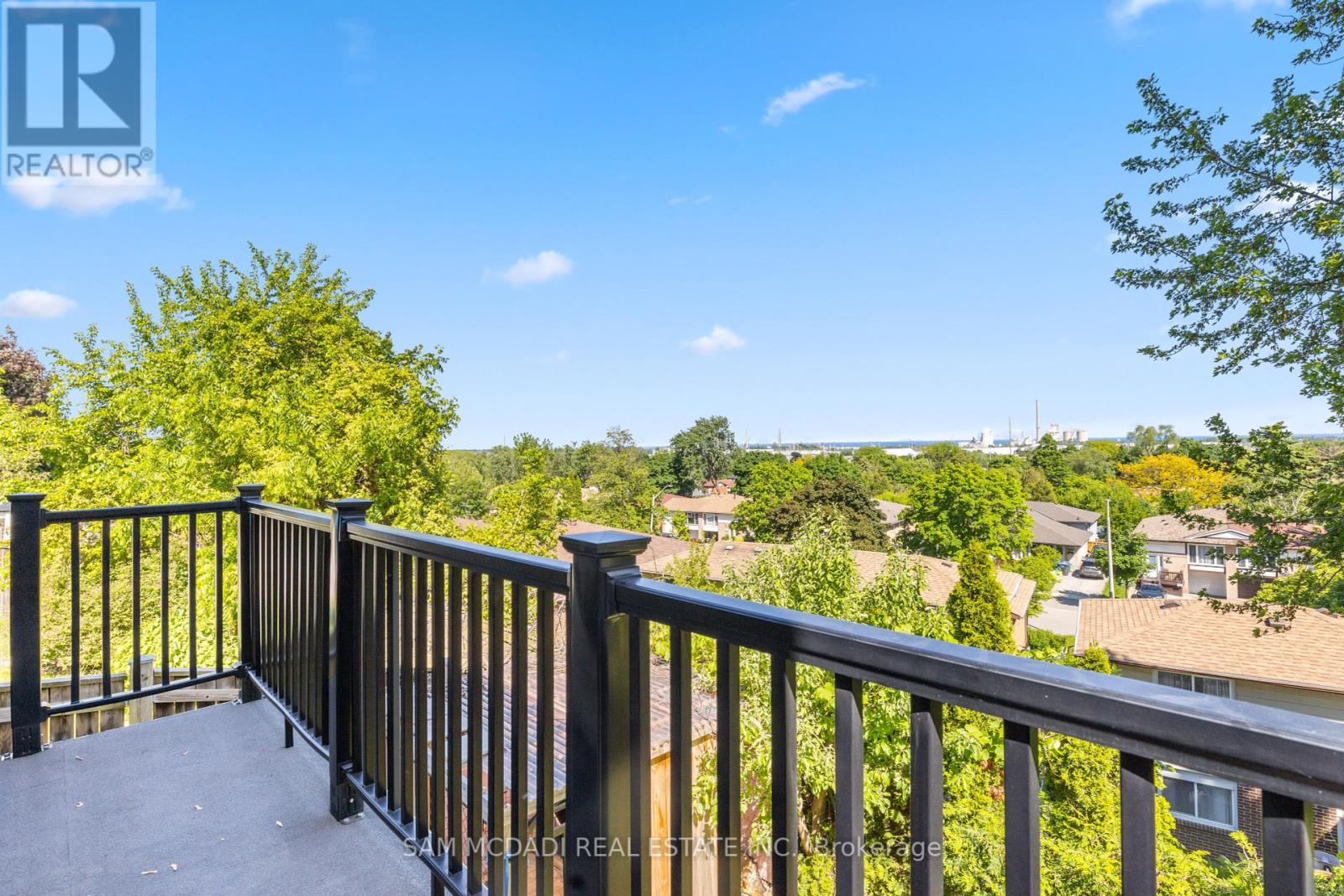 2788 Tallberg Court, Mississauga, Ontario  L5J 1T1 - Photo 14 - W12417237