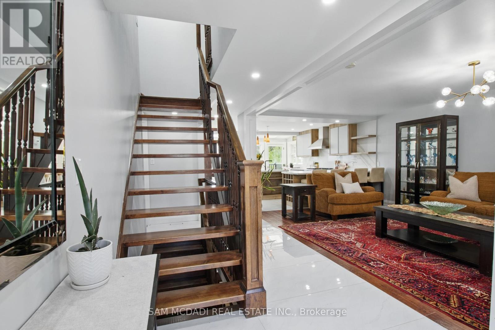 2788 Tallberg Court, Mississauga, Ontario  L5J 1T1 - Photo 16 - W12417237