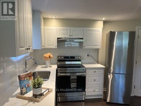 51 Mancroft Crescent, Brampton (Central Park), Ontario  L6S 2V2 - Photo 33 - W12417238