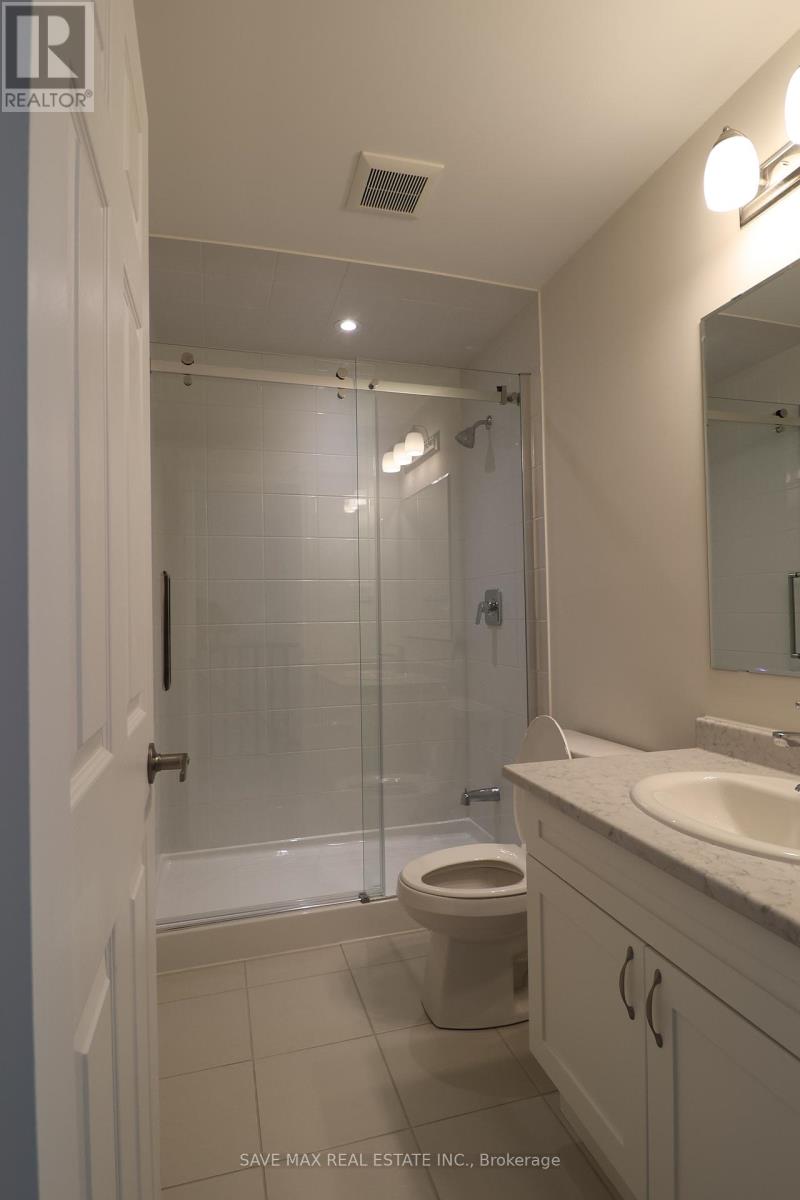 140 Forestwalk Street, Kitchener, Ontario  N2R 0S9 - Photo 7 - X12417247