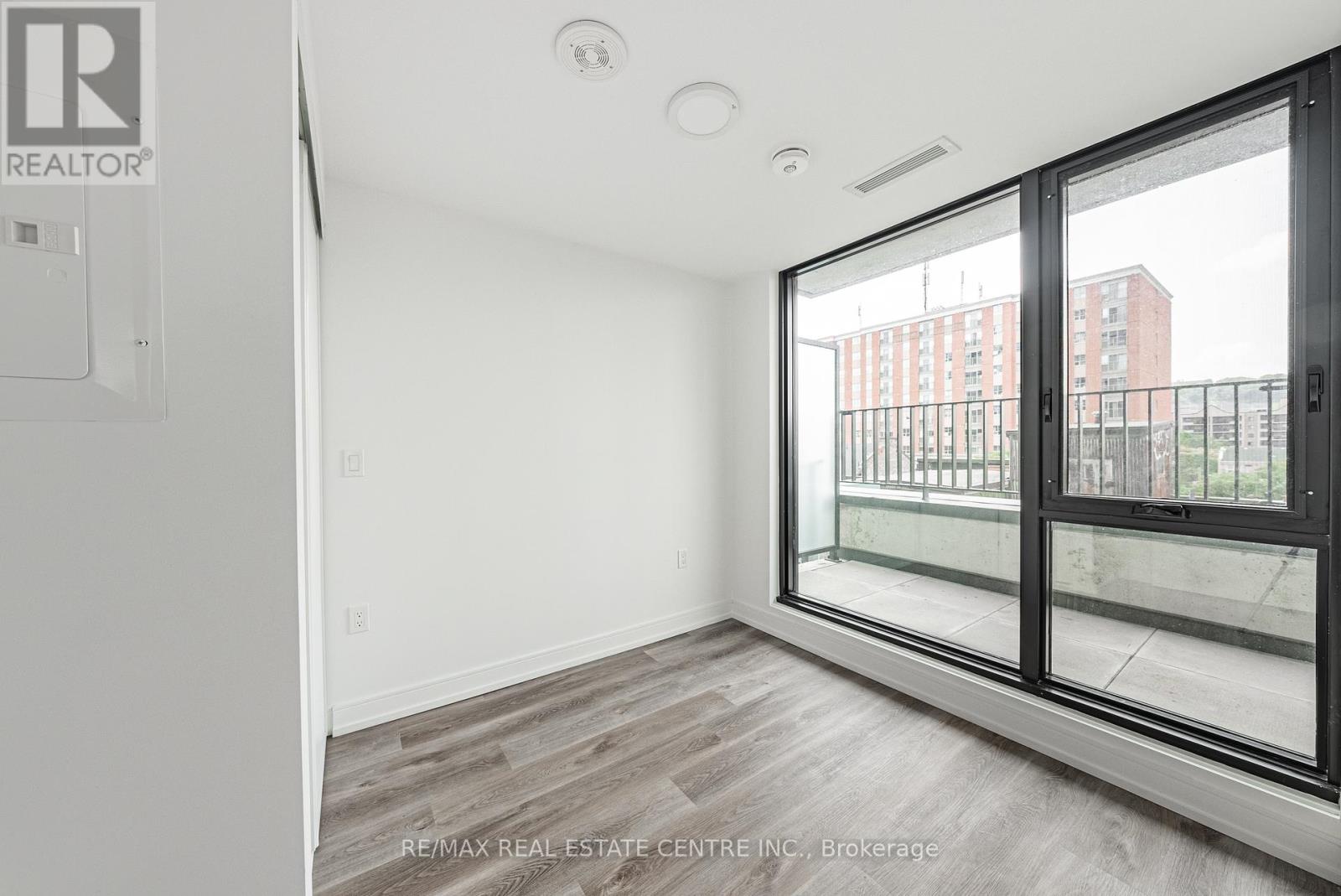 511 - 1 Jarvis Street, Hamilton (Beasley), Ontario  L8R 3J2 - Photo 13 - X12417263