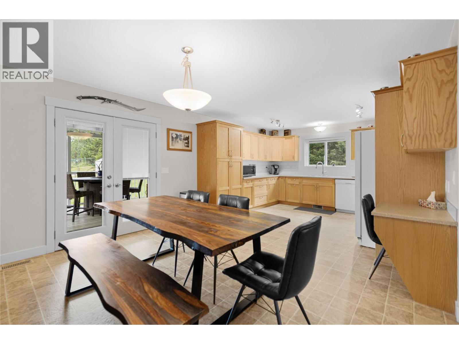 4897 Lodgepole Road, Barriere, British Columbia  V0E 1E0 - Photo 6 - 10346910