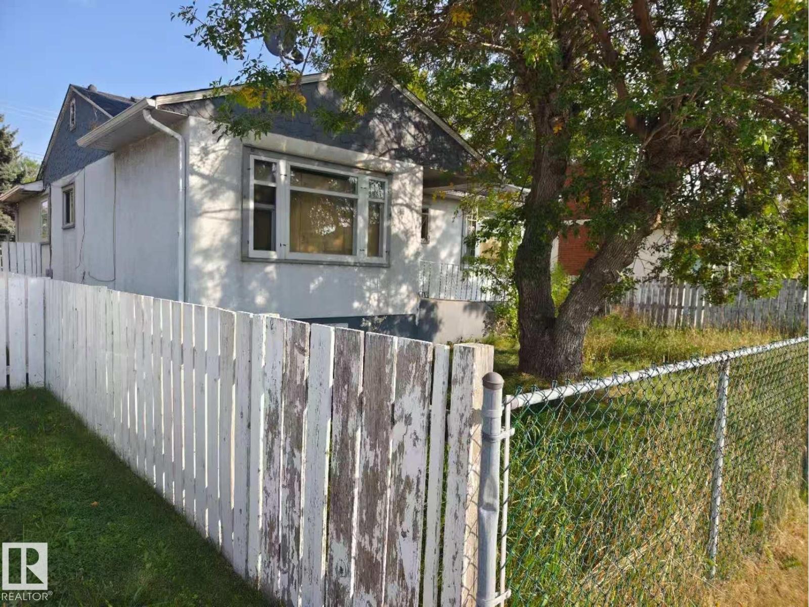 3520 Centre St, Calgary, Alberta  T2E 2Y1 - Photo 3 - E4457249