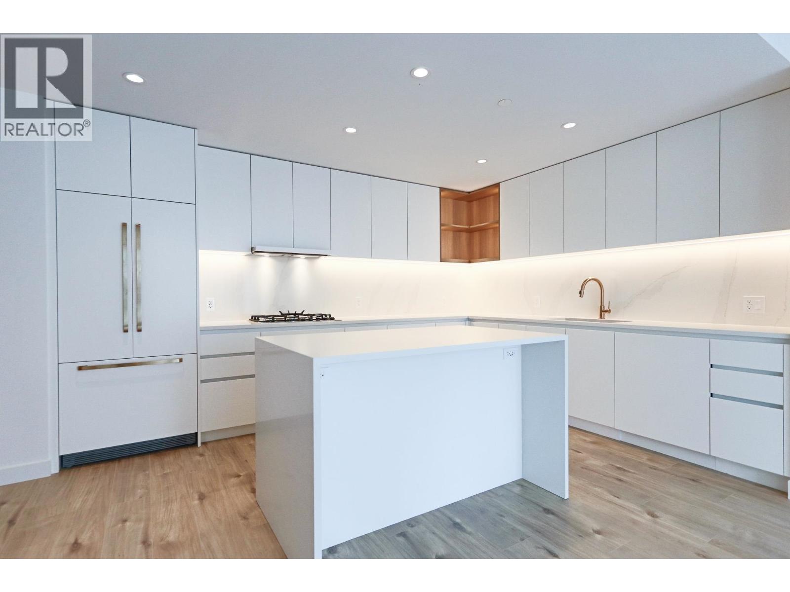 1406 720 Farrow Street, Coquitlam, British Columbia  V3H 0N7 - Photo 2 - R3050314