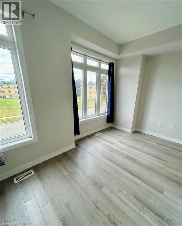 585 Colborne Street Unit# 302, Brantford, Ontario  N3S 0K4 - Photo 12 - 40771628