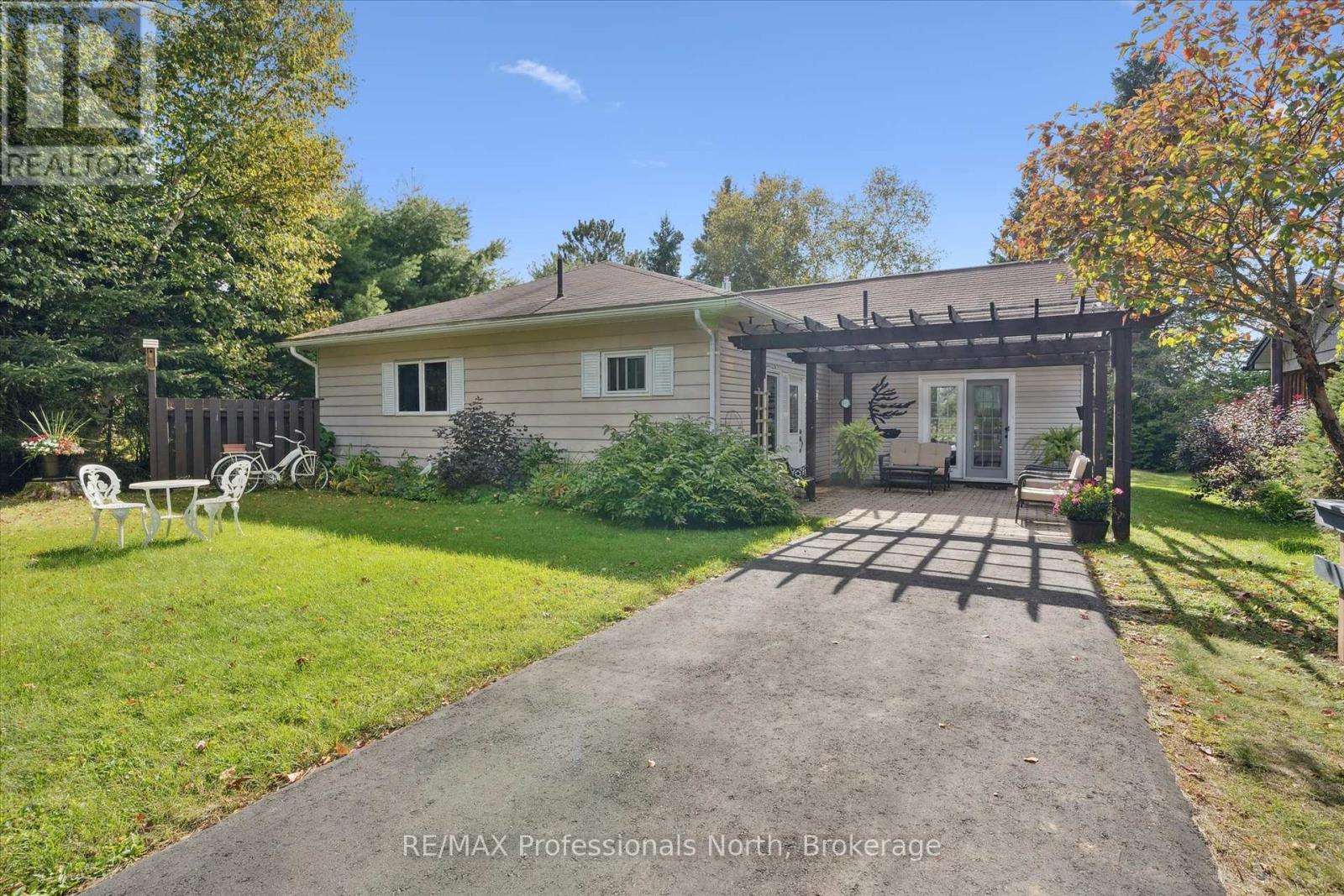 166 LAKEVIEW AVENUE, Kearney, Ontario