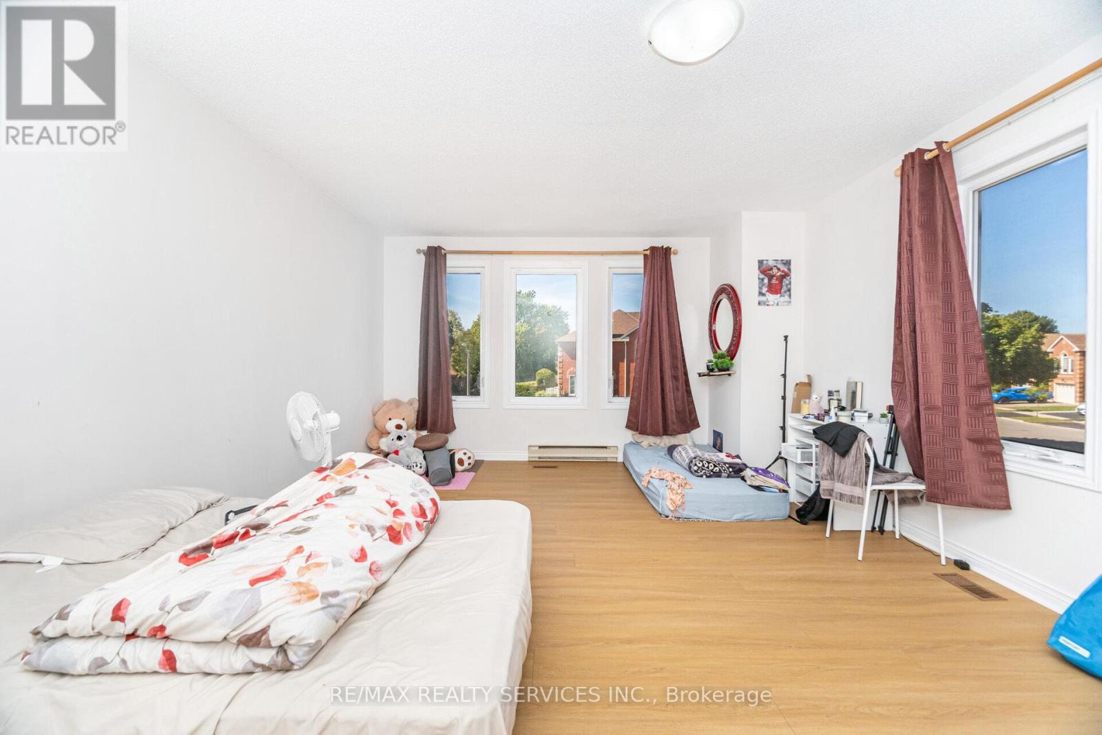 120 Leeward Drive, Brampton, Ontario  L6S 5V9 - Photo 22 - W12417292
