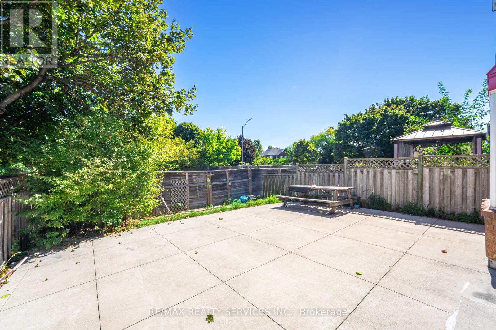 120 Leeward Drive, Brampton, Ontario  L6S 5V9 - Photo 45 - W12417292