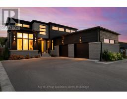 120 TEKIAH ROAD, Blue Mountains, Ontario