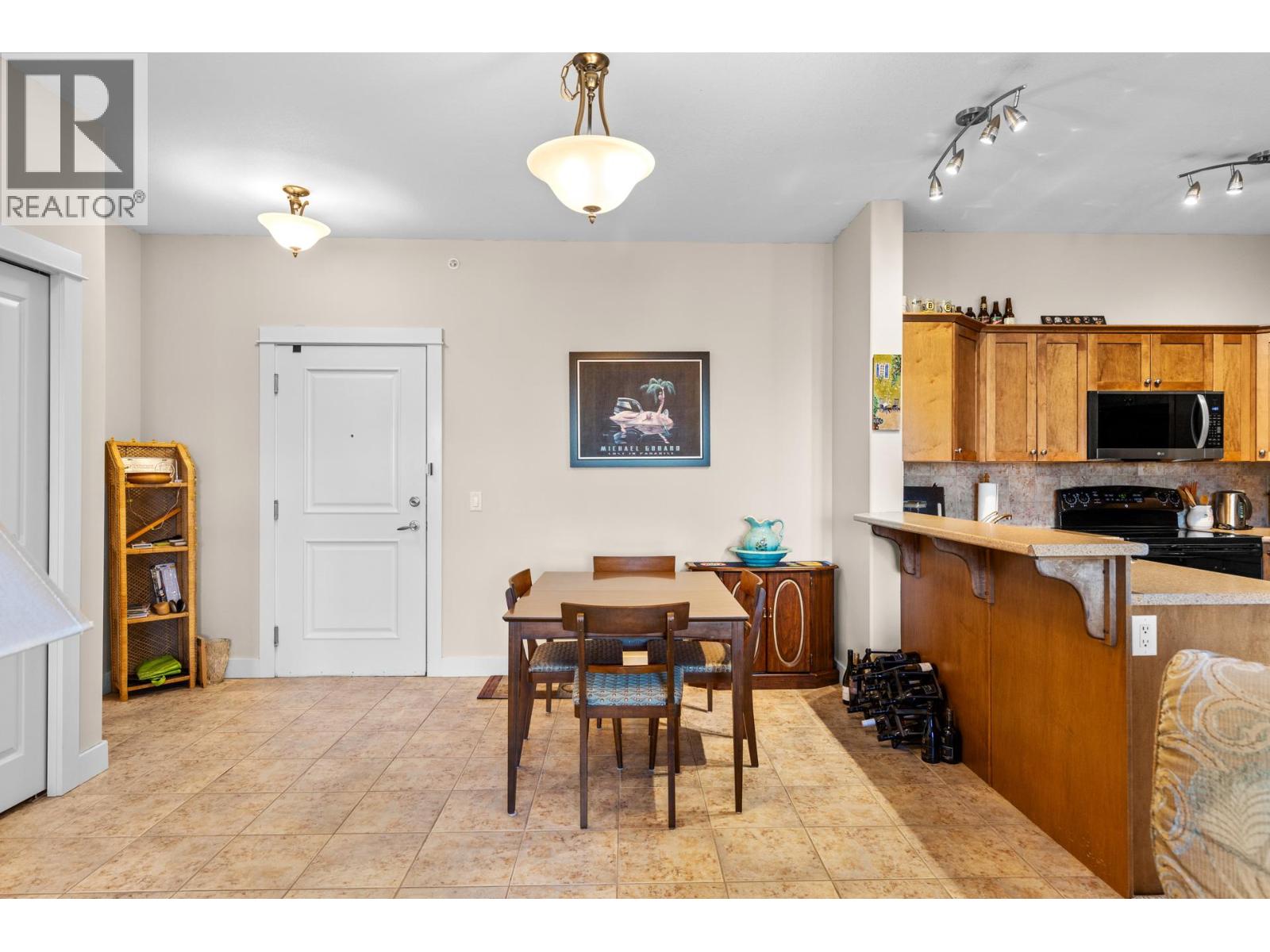 2551 Shoreline Drive Unit# 408 Lake Country Photo 5