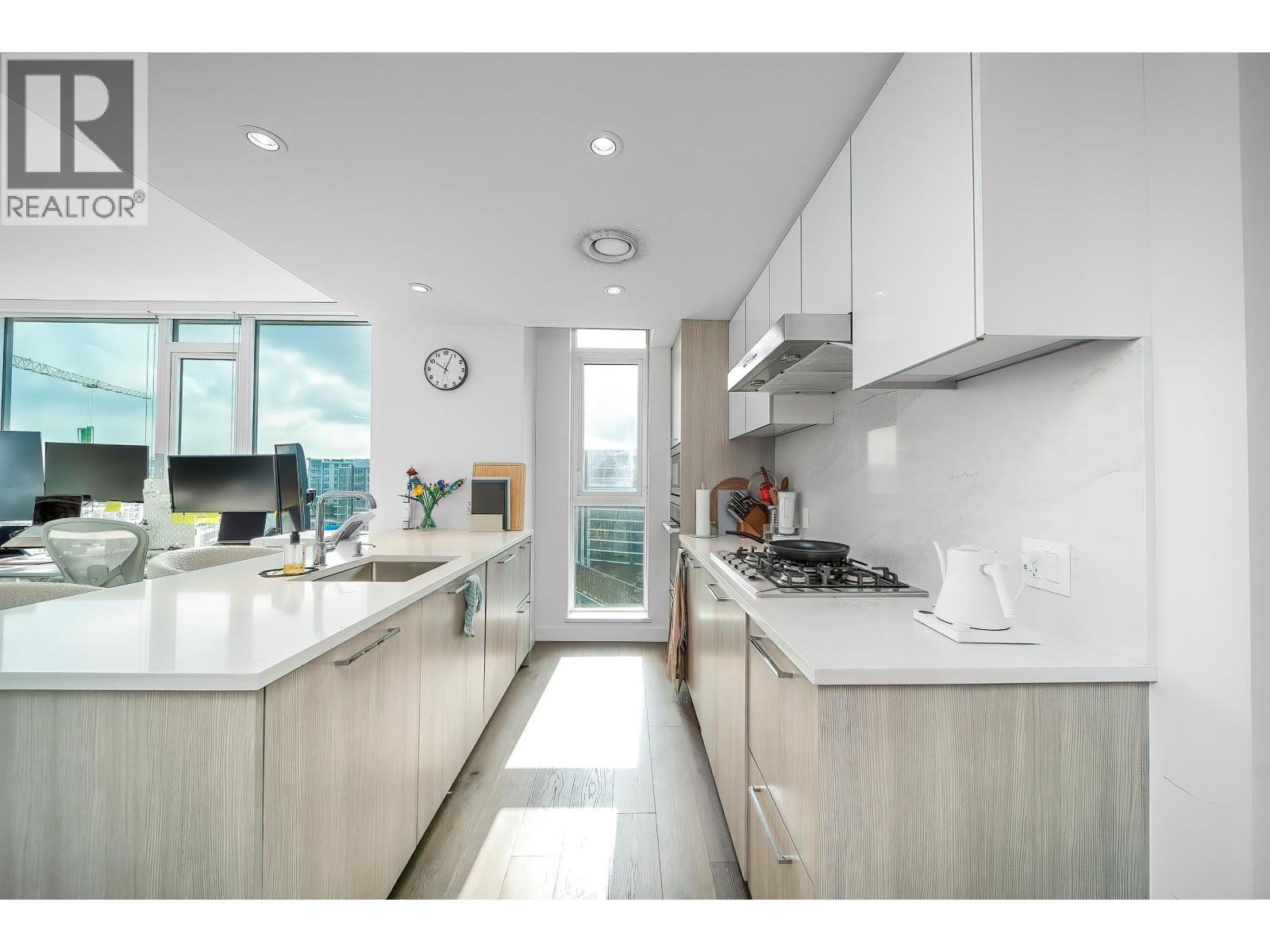1503 3331 No. 3 Road, Richmond, British Columbia  V5H 2A7 - Photo 28 - R3043734