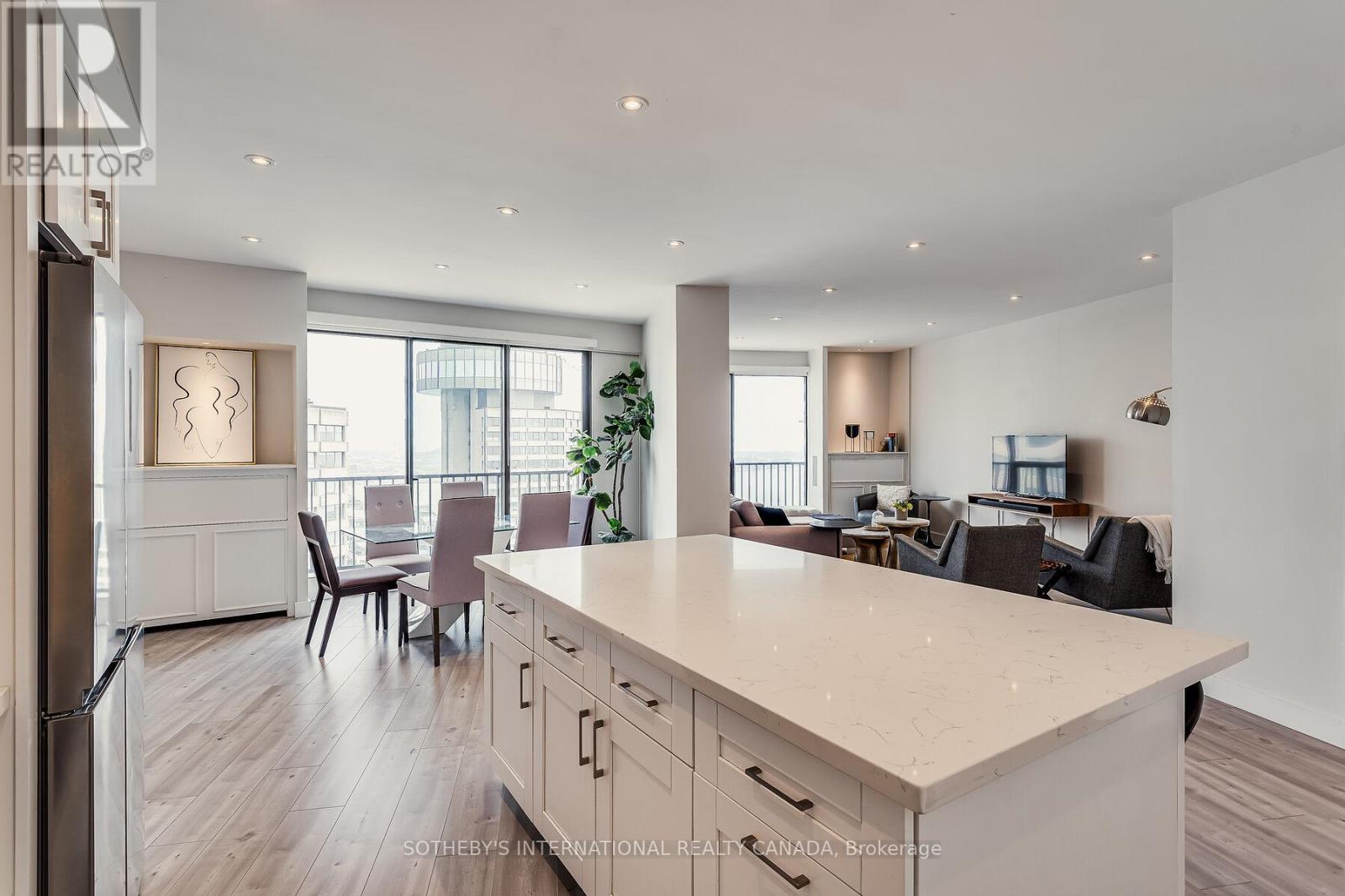 3408 - 33 Harbour Square, Toronto, Ontario  M5J 2G2 - Photo 13 - C12417306