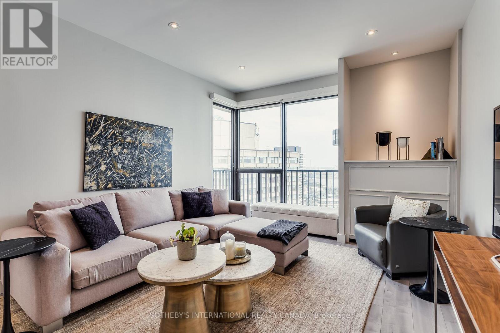 3408 - 33 Harbour Square, Toronto, Ontario  M5J 2G2 - Photo 18 - C12417306