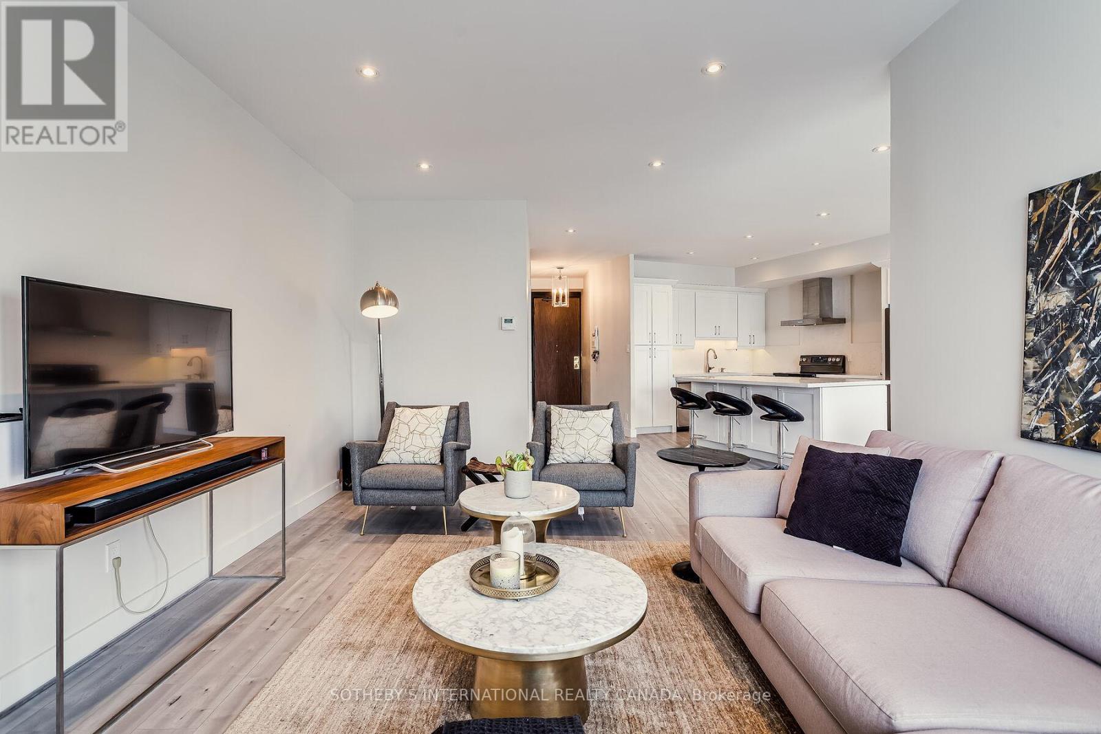 3408 - 33 Harbour Square, Toronto, Ontario  M5J 2G2 - Photo 19 - C12417306