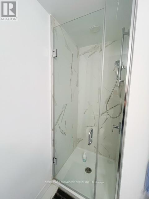 735 - 7 Golden Lion Heights N, Toronto, Ontario  M3M 3T9 - Photo 10 - C12417325