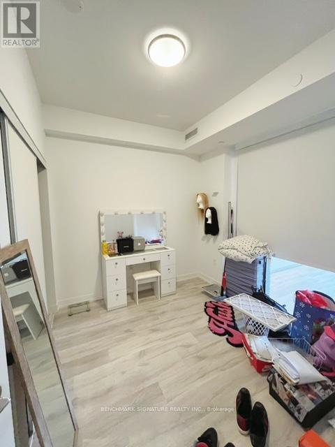 735 - 7 Golden Lion Heights N, Toronto, Ontario  M3M 3T9 - Photo 8 - C12417325