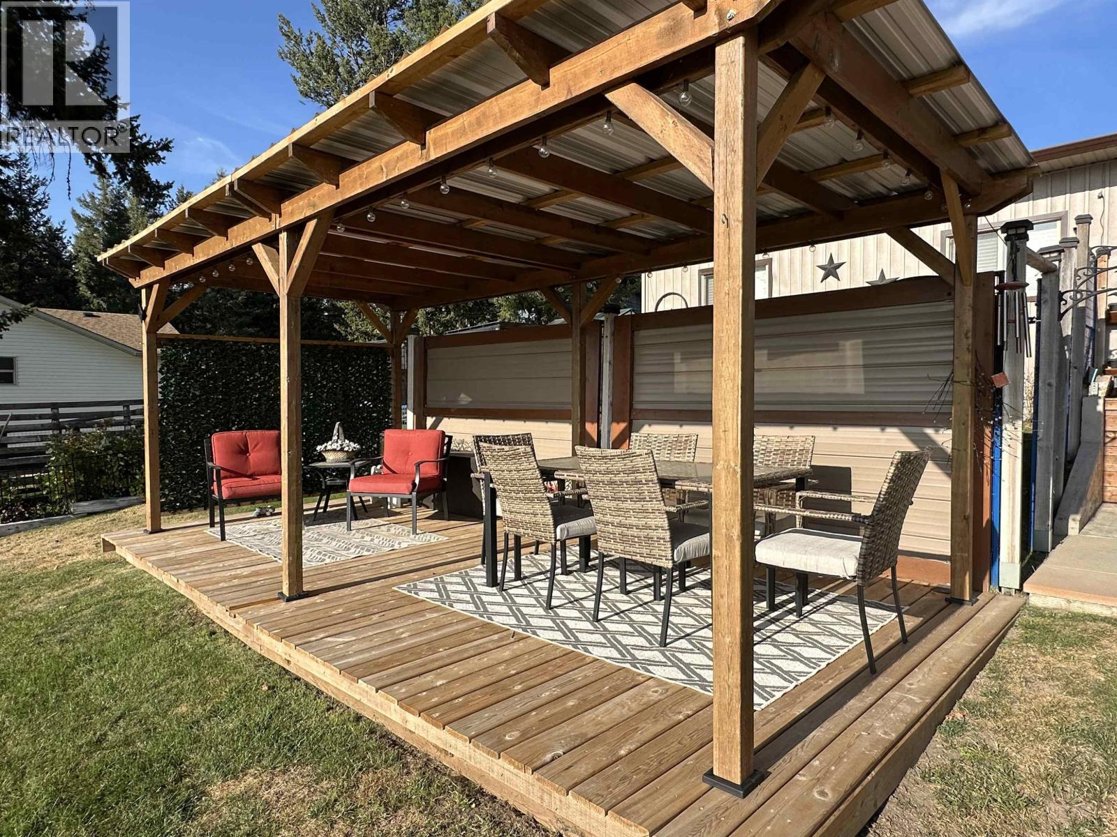 4782 Telqua Drive, 108 Mile Ranch, British Columbia  V0K 2Z0 - Photo 10 - R3050322